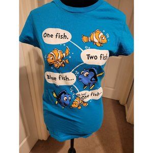 Tee Fury Distracted DORY Tshirt, Medium
